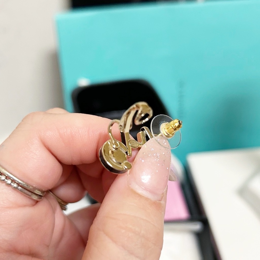 Authentic Chanel Limited Edition Pearl Split Logo CC Cuff / Climber Earrings - Picture 7 of 13